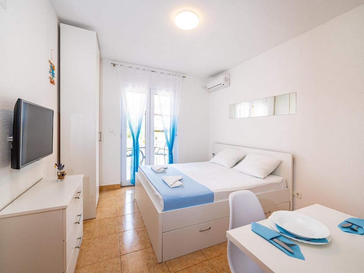 Apartments Prkacin Starigrad Paklenica Eksteriør bilde