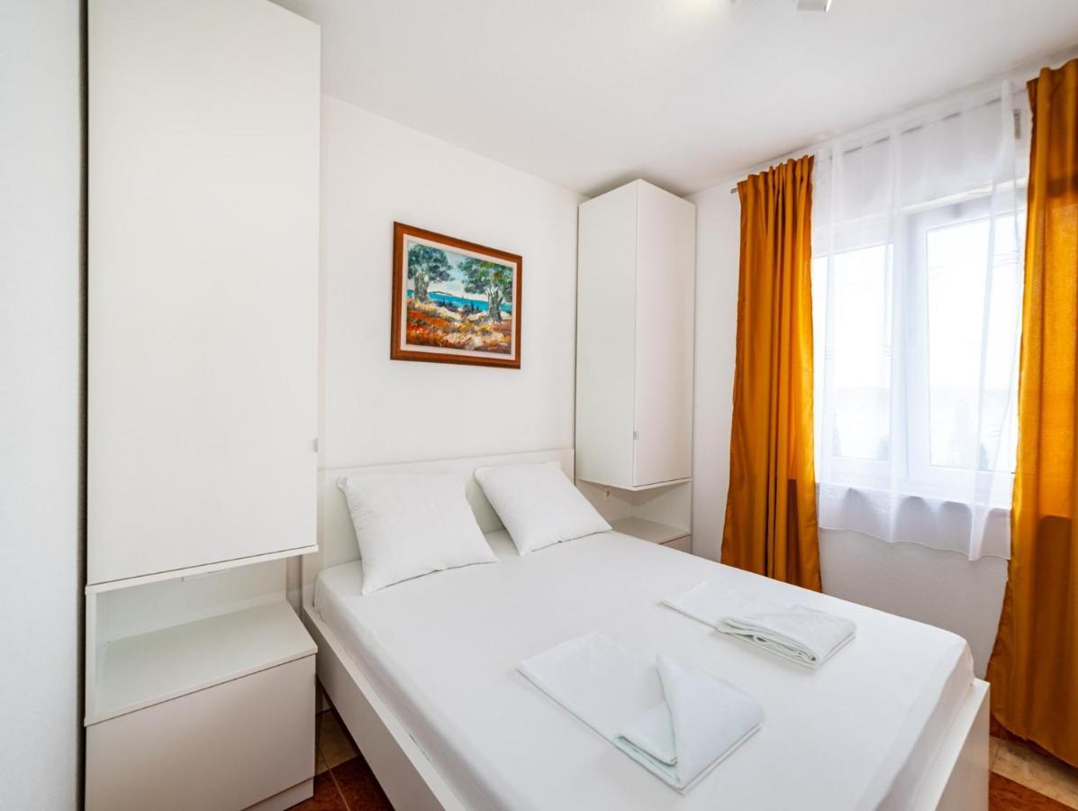 Apartments Prkacin Starigrad Paklenica Eksteriør bilde