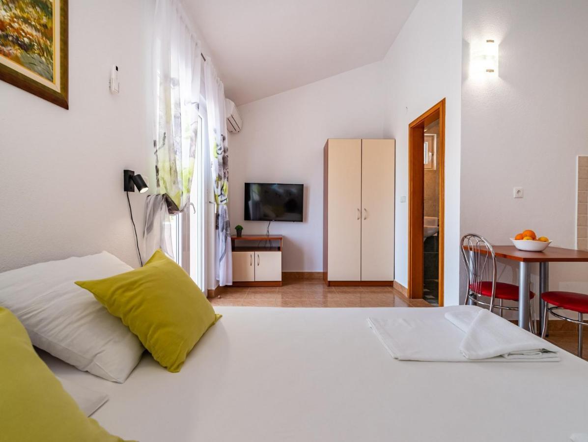Apartments Prkacin Starigrad Paklenica Eksteriør bilde
