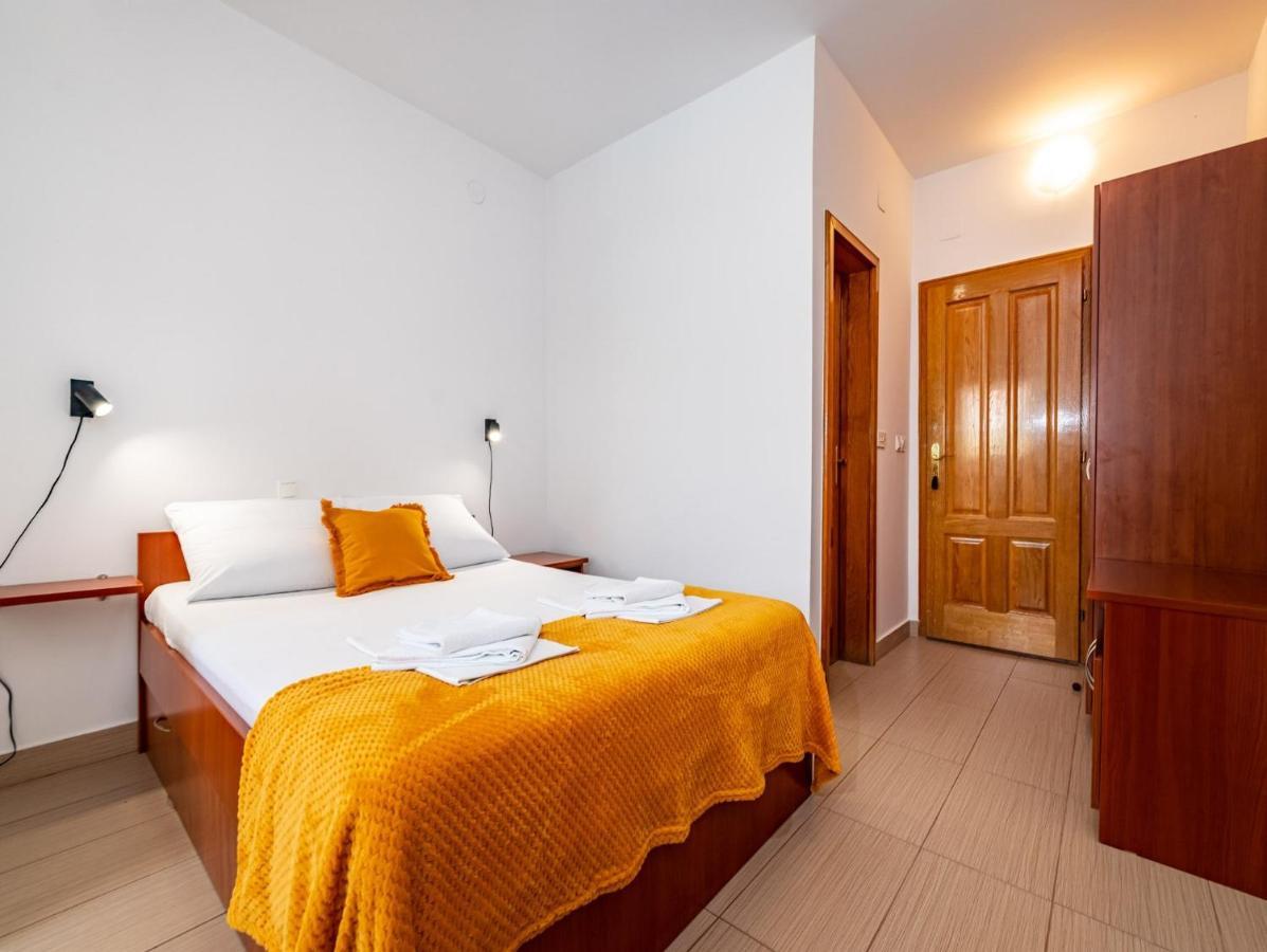 Apartments Prkacin Starigrad Paklenica Eksteriør bilde