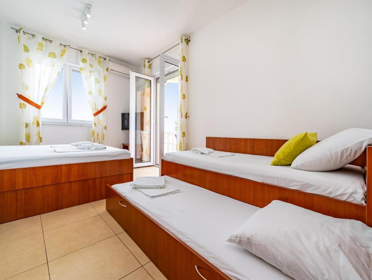 Apartments Prkacin Starigrad Paklenica Eksteriør bilde