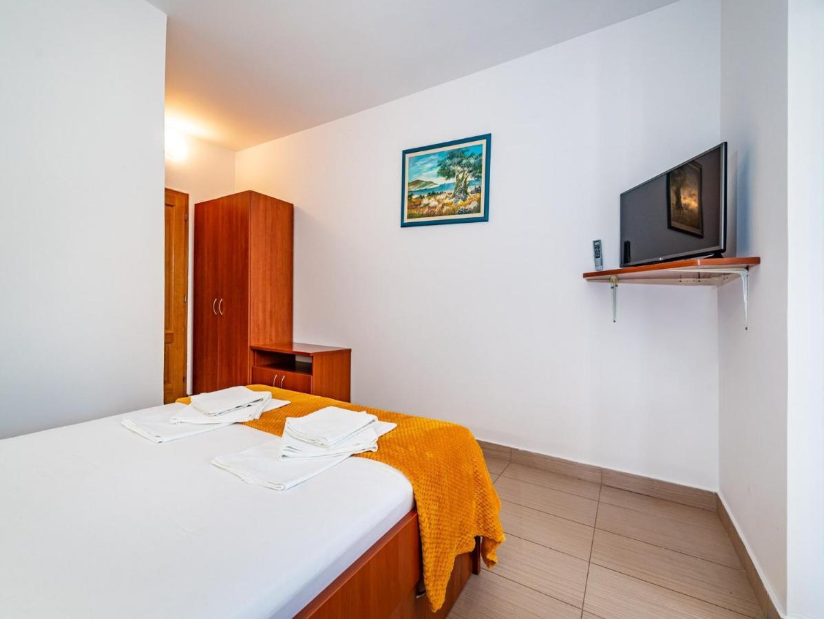 Apartments Prkacin Starigrad Paklenica Eksteriør bilde