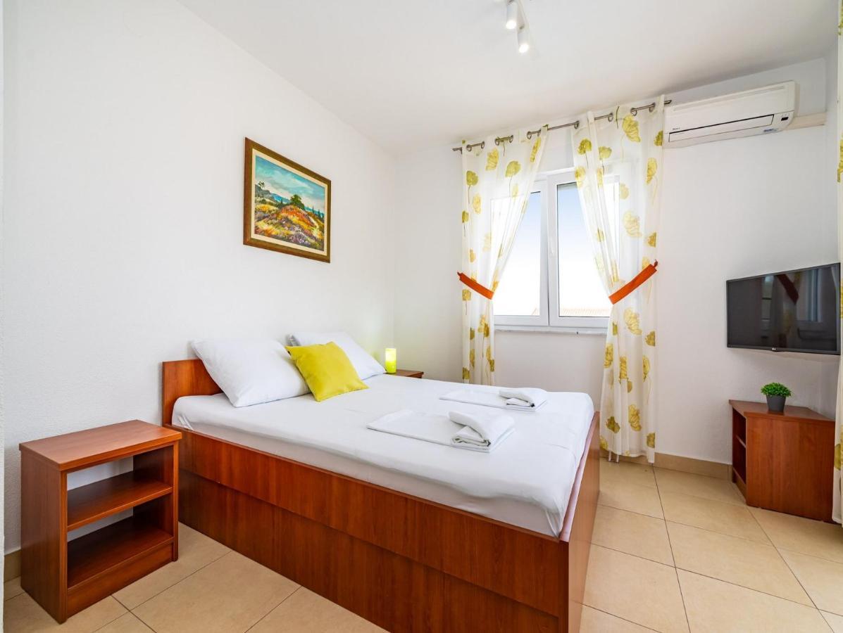 Apartments Prkacin Starigrad Paklenica Eksteriør bilde